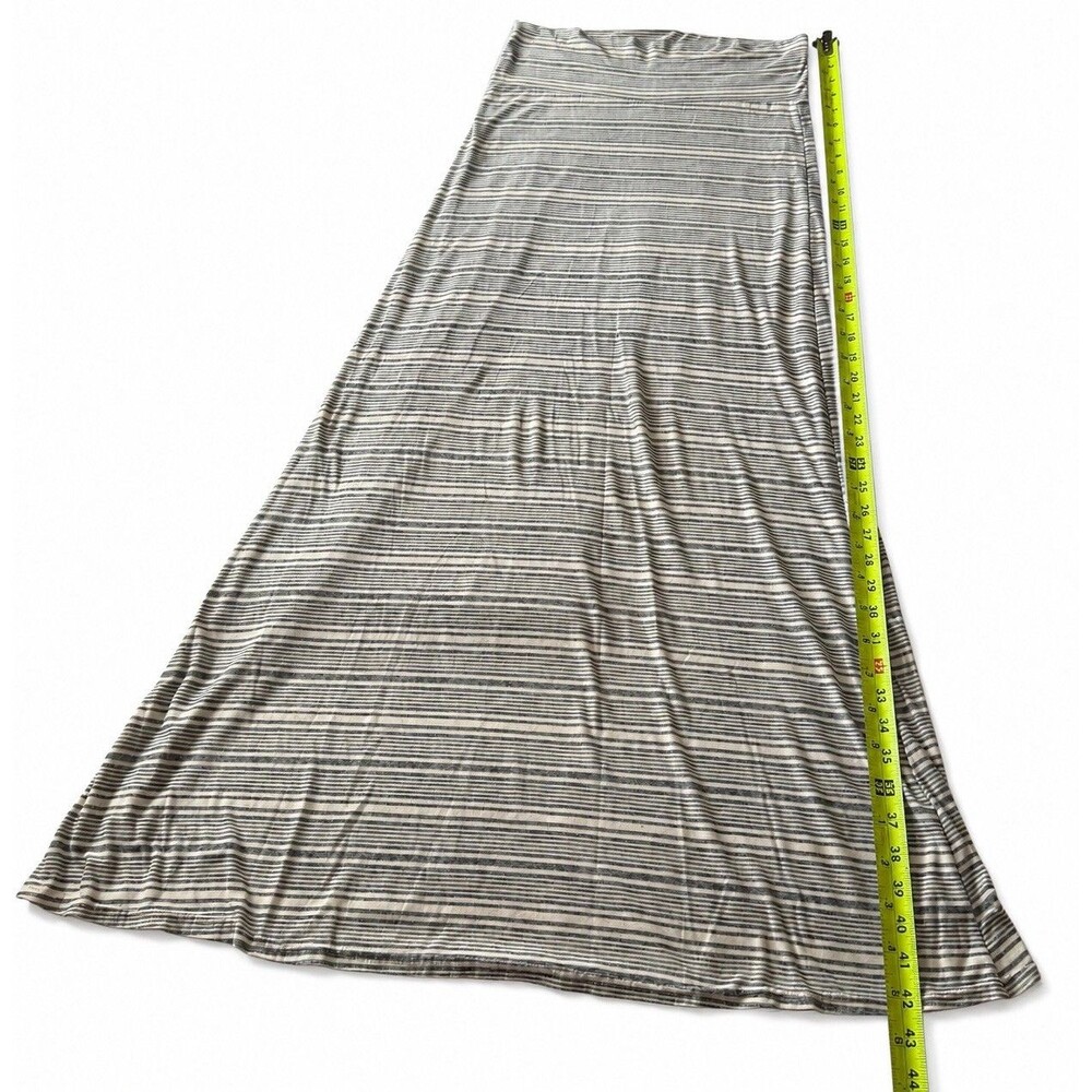 Hot Kiss women’s striped maxi skirt, style/model MXK2532, tagged size S/M.